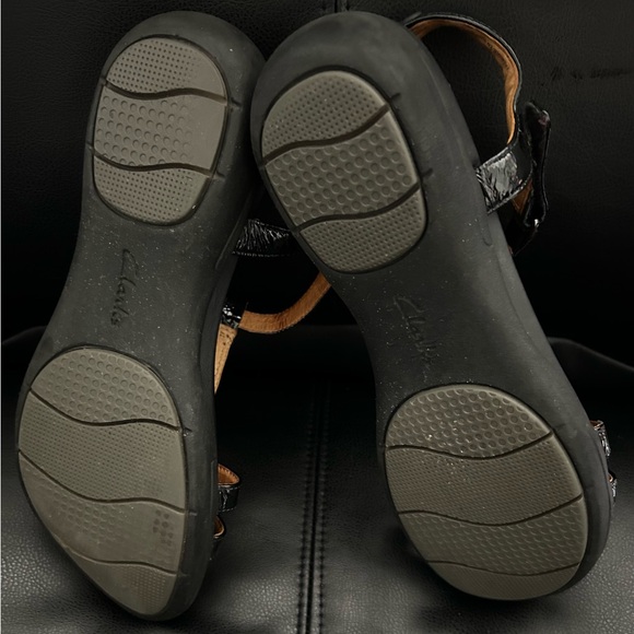 Clarks black patent leather sandals, UN VAZE BLACK PATENT, Size 9 M - Picture 7 of 10